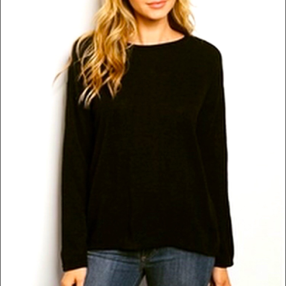 Long Sleeve Round Neckline Black Sweater